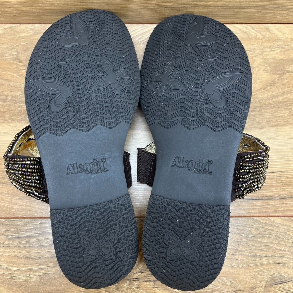 Alegria Tangoh‎ Womens Sandals Size 8 EU 38 Bronze Studded Beaded  Flip Flops - Picture 8 of 10